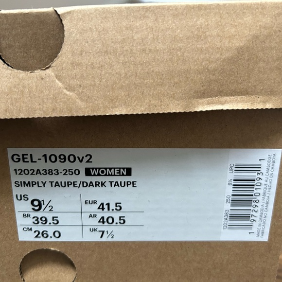 ASICS Gel-1090v2 NWT - Picture 5 of 8